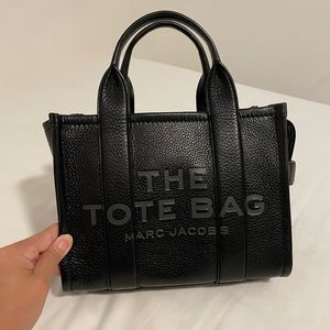 Marc Jacobs mini leather the tote bag